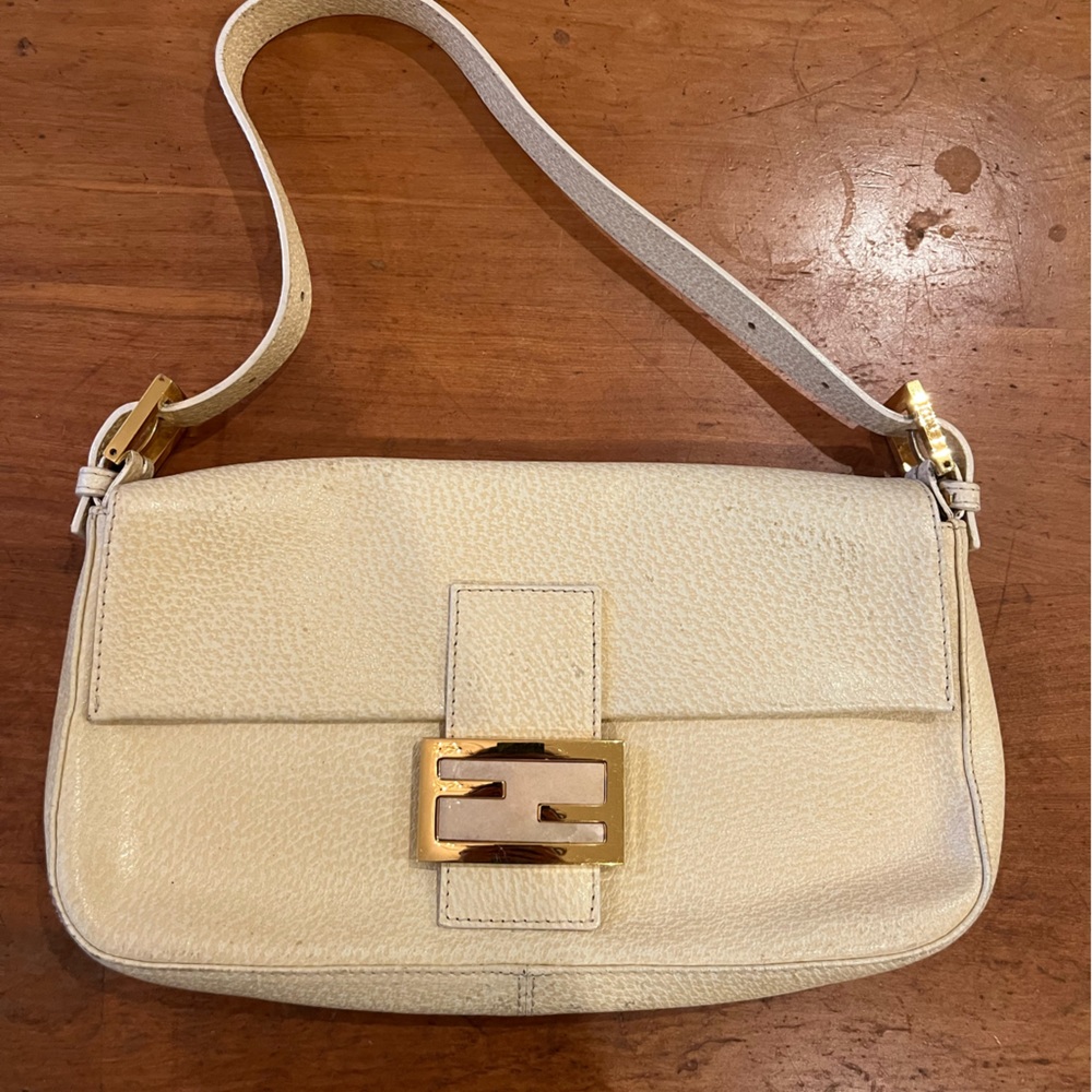 Fendi Leather Bagguette